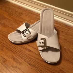 White Sandals with Buckle